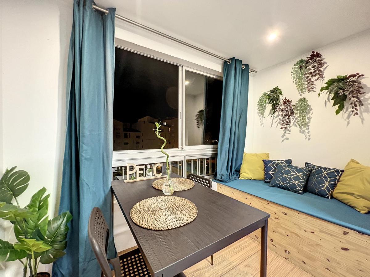 Eros Apartment Agde Bagian luar foto