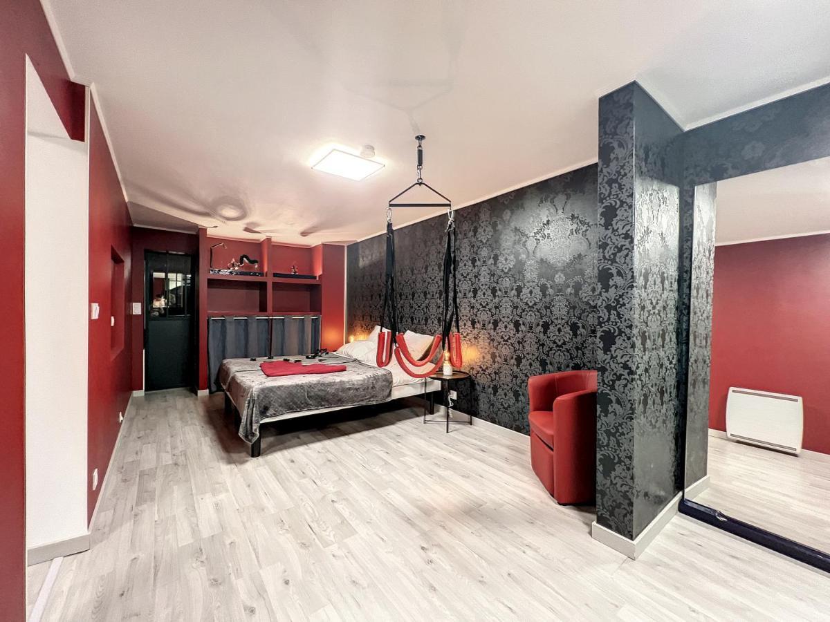 Eros Apartment Agde Bagian luar foto